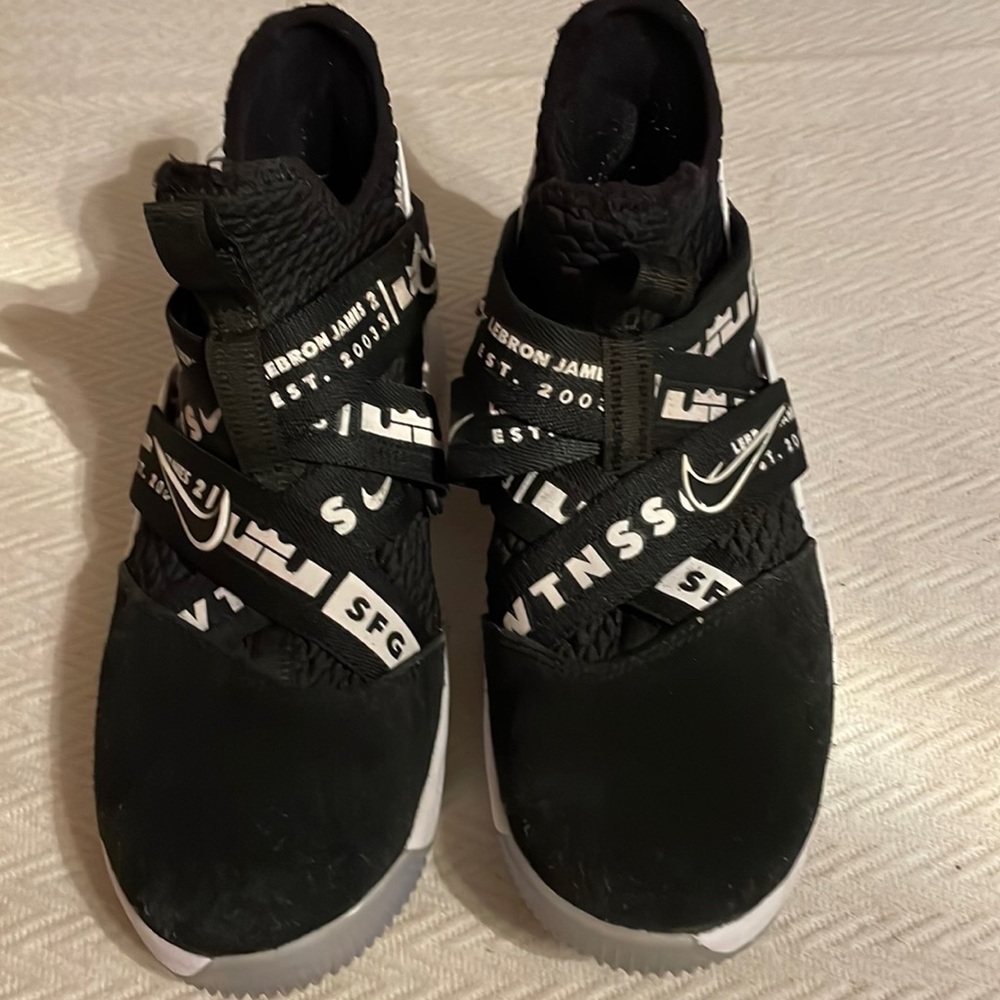 Nike shoes